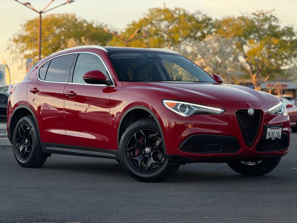 2021 Alfa Romeo Stelvio Sprint