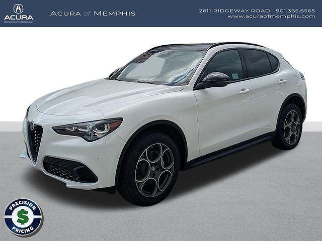 2025 Alfa Romeo Stelvio