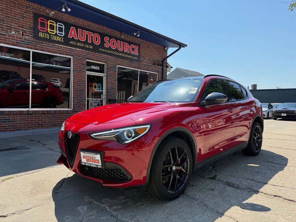 2019 Alfa Romeo Stelvio Sport
