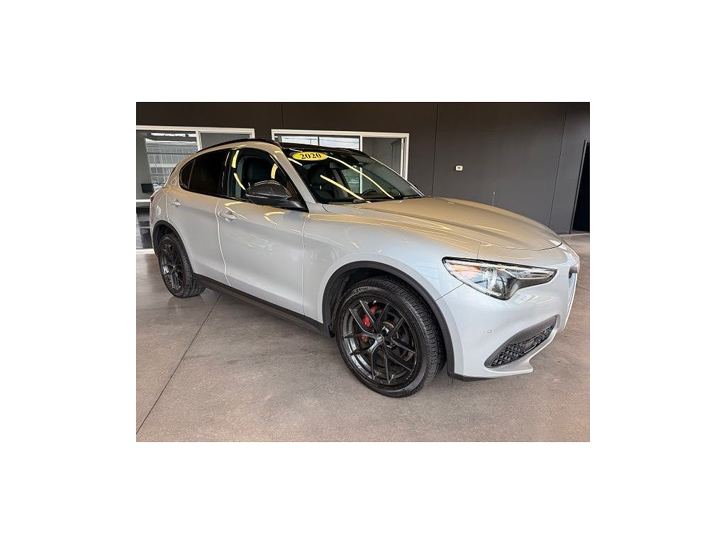 2020 Alfa Romeo Stelvio