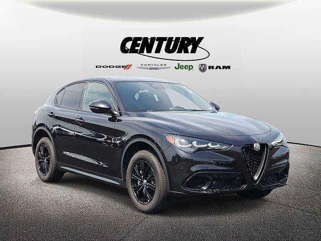 2024 Alfa Romeo Stelvio Sprint