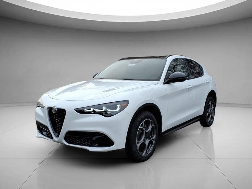 2025 Alfa Romeo Stelvio
