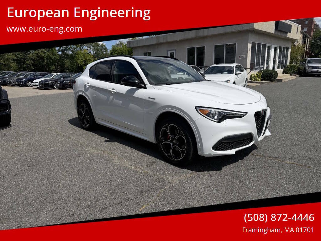 2022 Alfa Romeo Stelvio Veloce