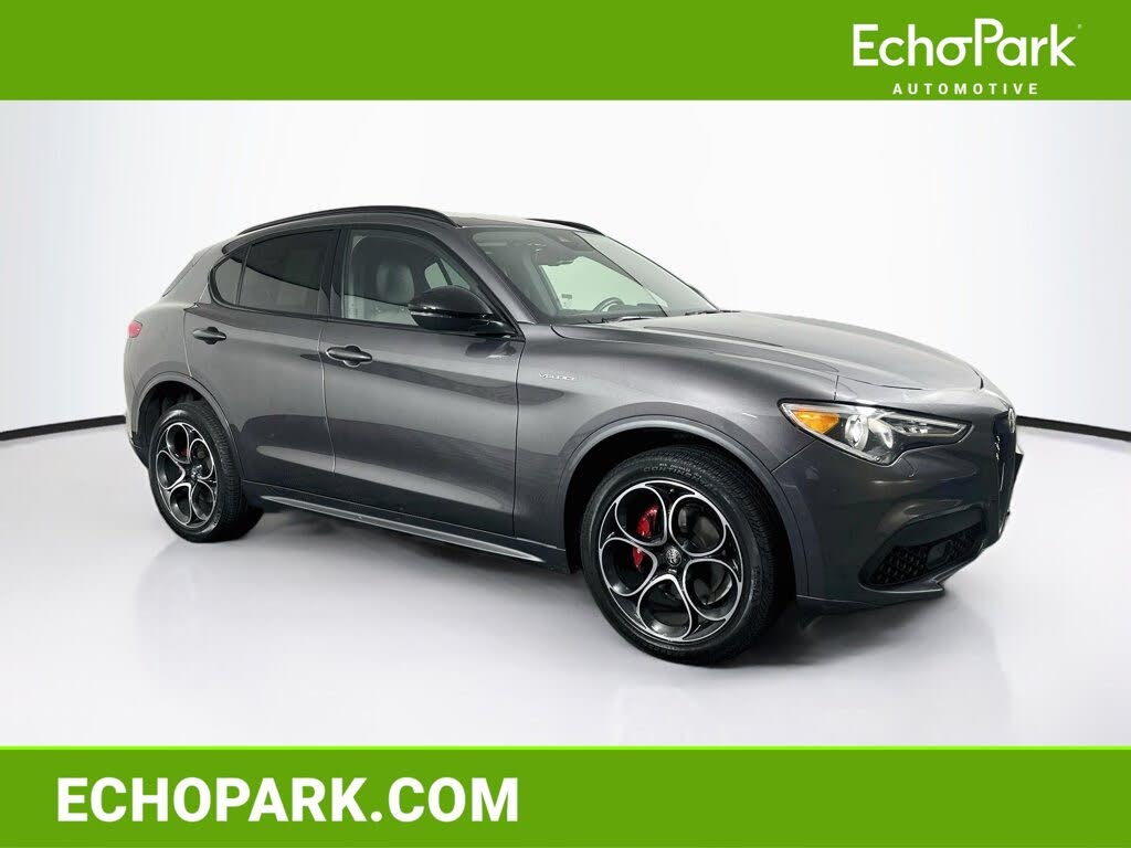 2023 Alfa Romeo Stelvio Estrema