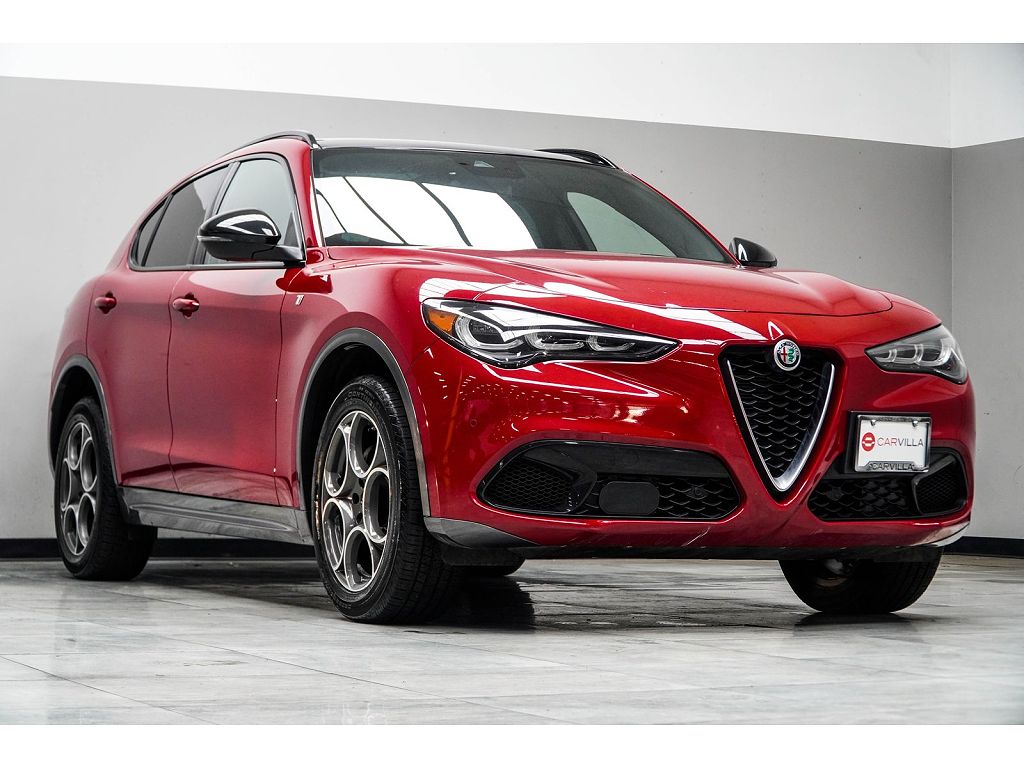 2024 Alfa Romeo Stelvio Veloce