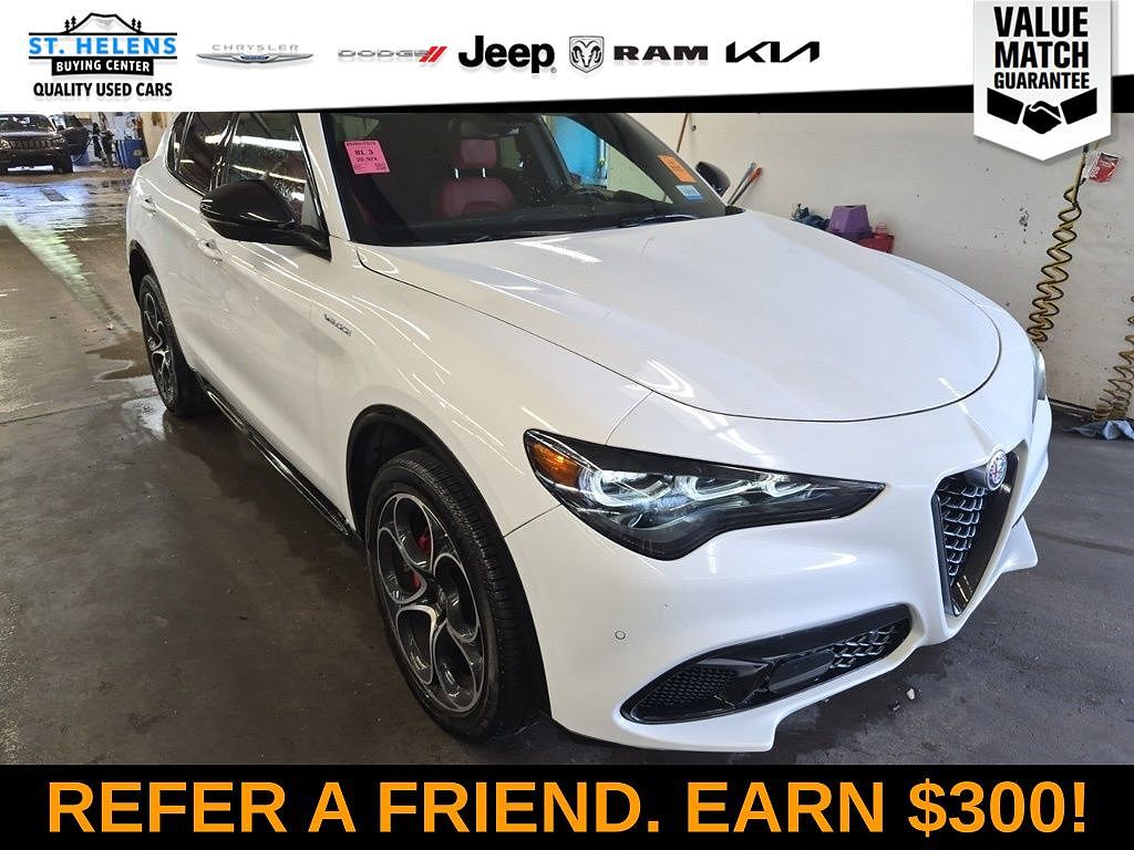 2024 Alfa Romeo Stelvio Veloce