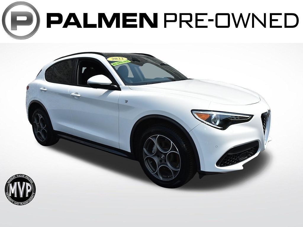 2022 Alfa Romeo Stelvio Veloce