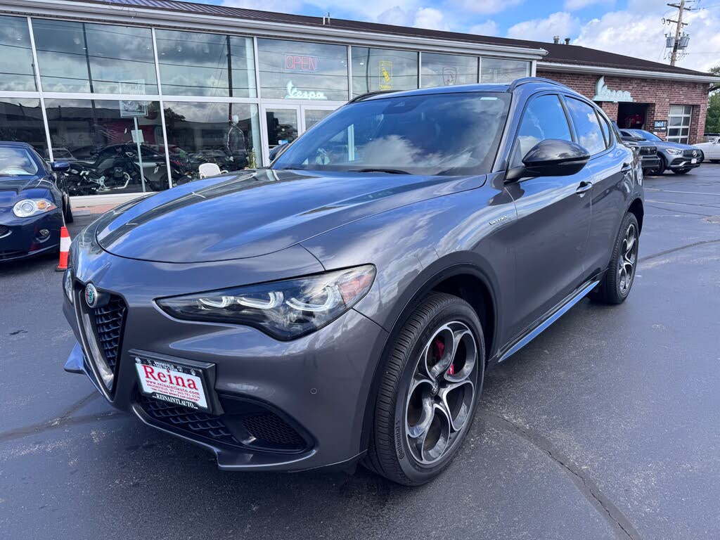 2024 Alfa Romeo Stelvio Veloce