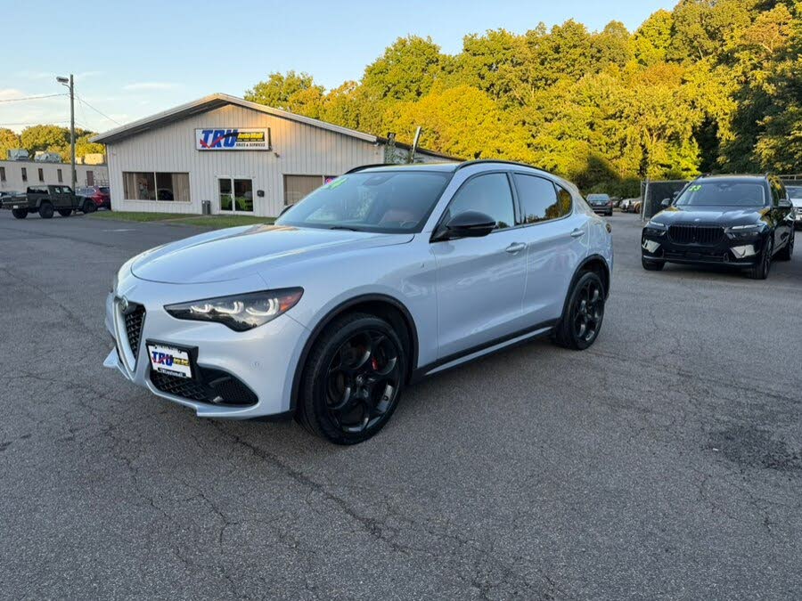 2024 Alfa Romeo Stelvio Veloce