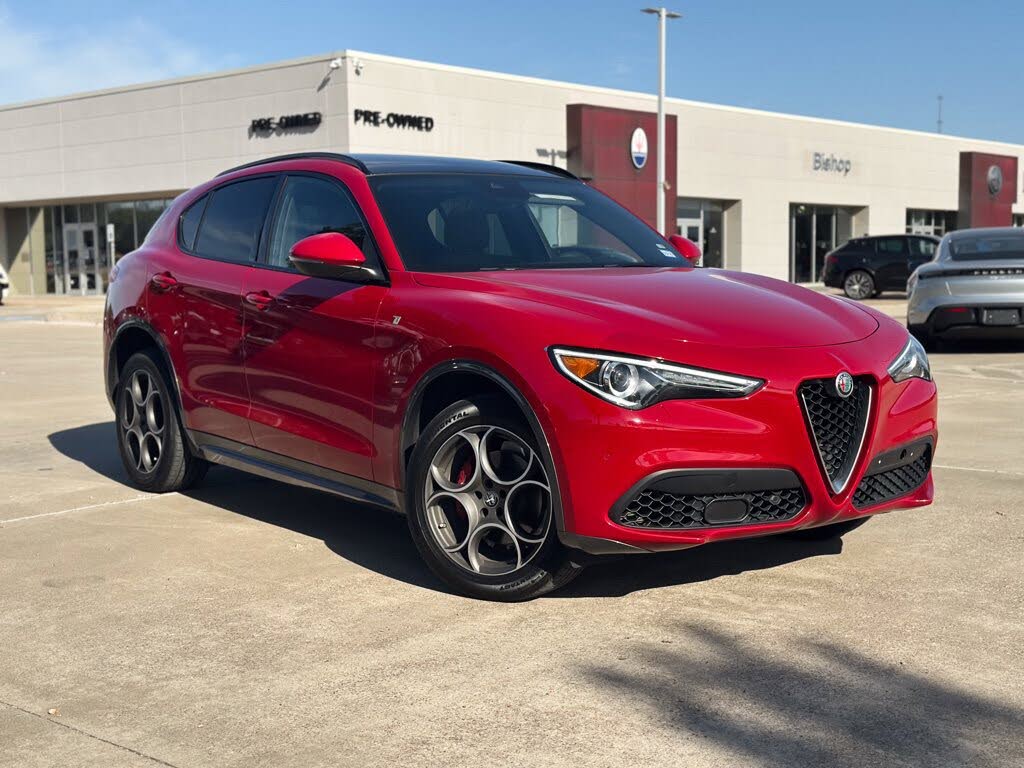 2022 Alfa Romeo Stelvio Veloce