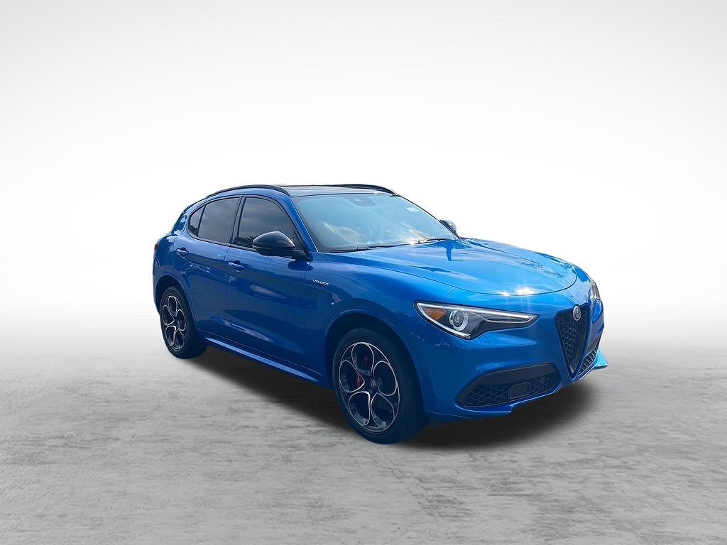 2023 Alfa Romeo Stelvio Ti