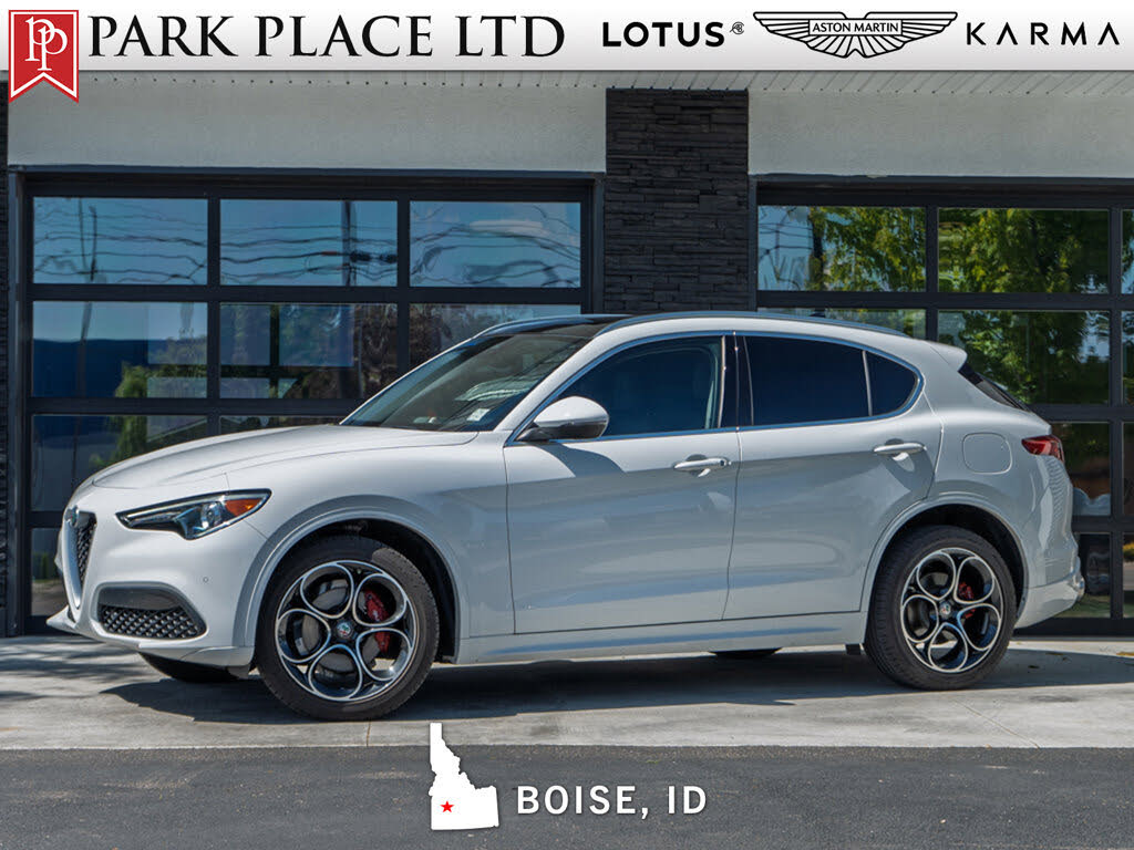 2020 Alfa Romeo Stelvio Ti Sport Carbon