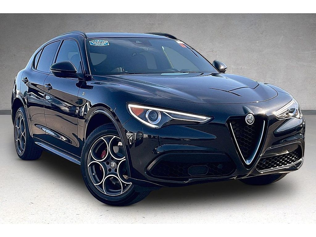 2023 Alfa Romeo Stelvio Ti