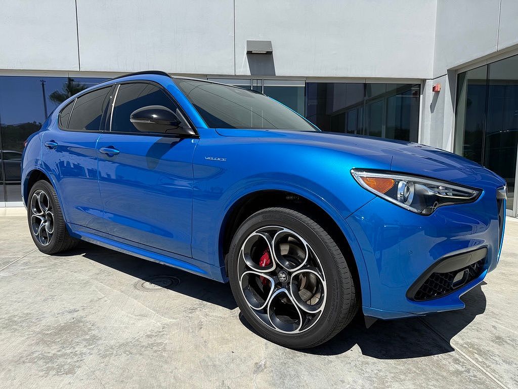 2023 Alfa Romeo Stelvio Veloce