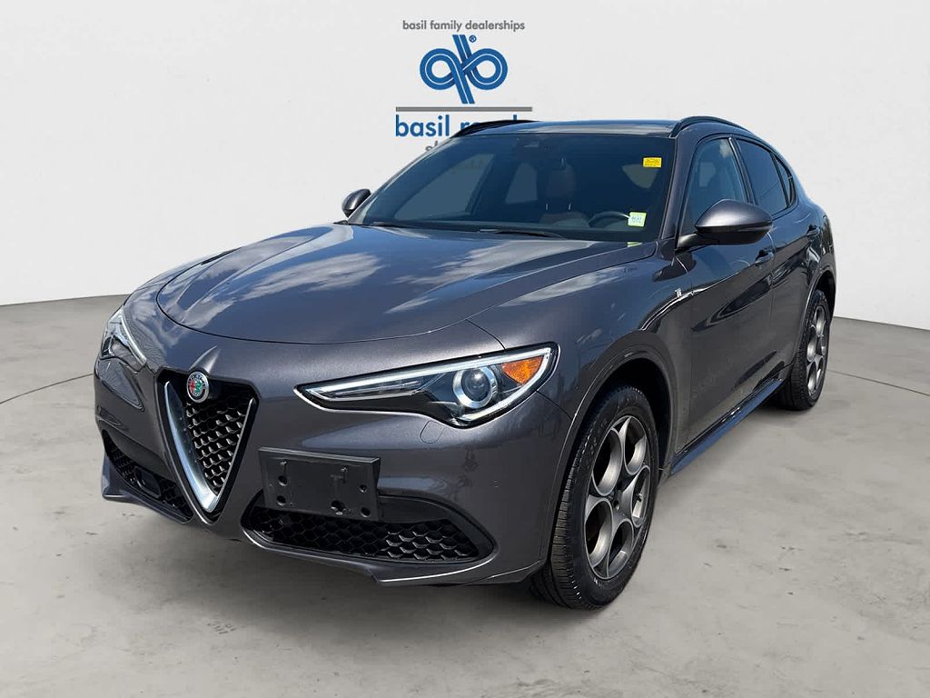 2023 Alfa Romeo Stelvio Ti