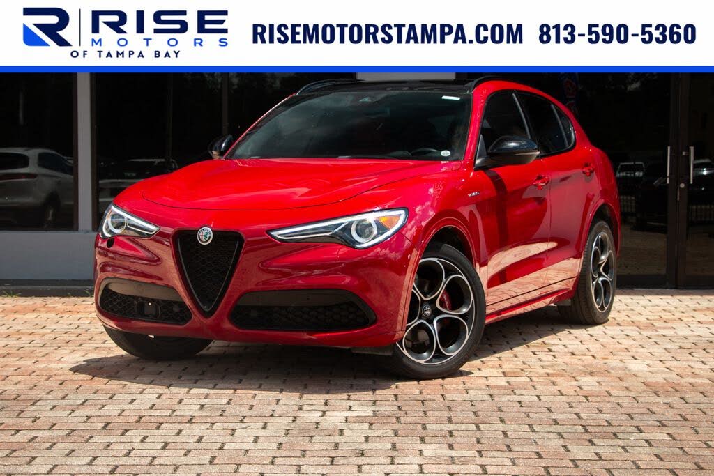 2022 Alfa Romeo Stelvio Veloce