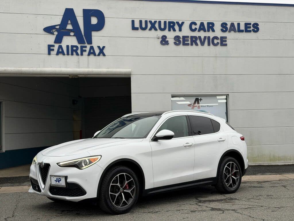 2019 Alfa Romeo Stelvio Ti Sport