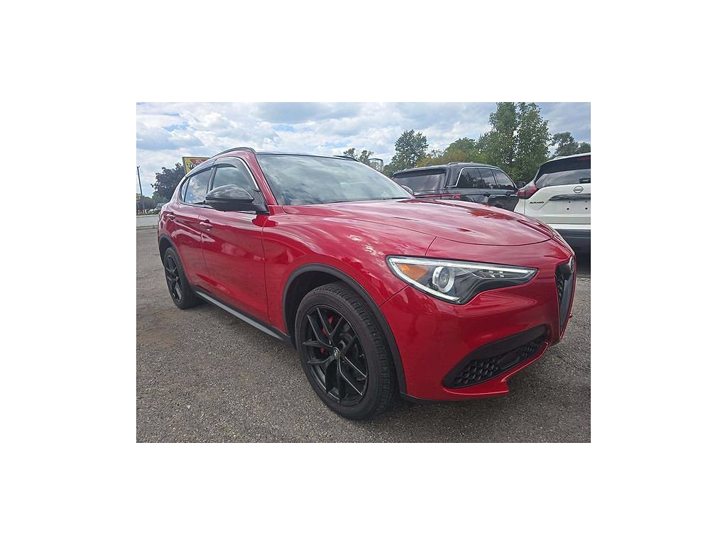 2019 Alfa Romeo Stelvio Ti Sport
