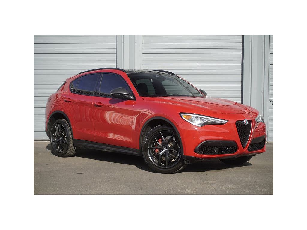 2019 Alfa Romeo Stelvio Ti Lusso