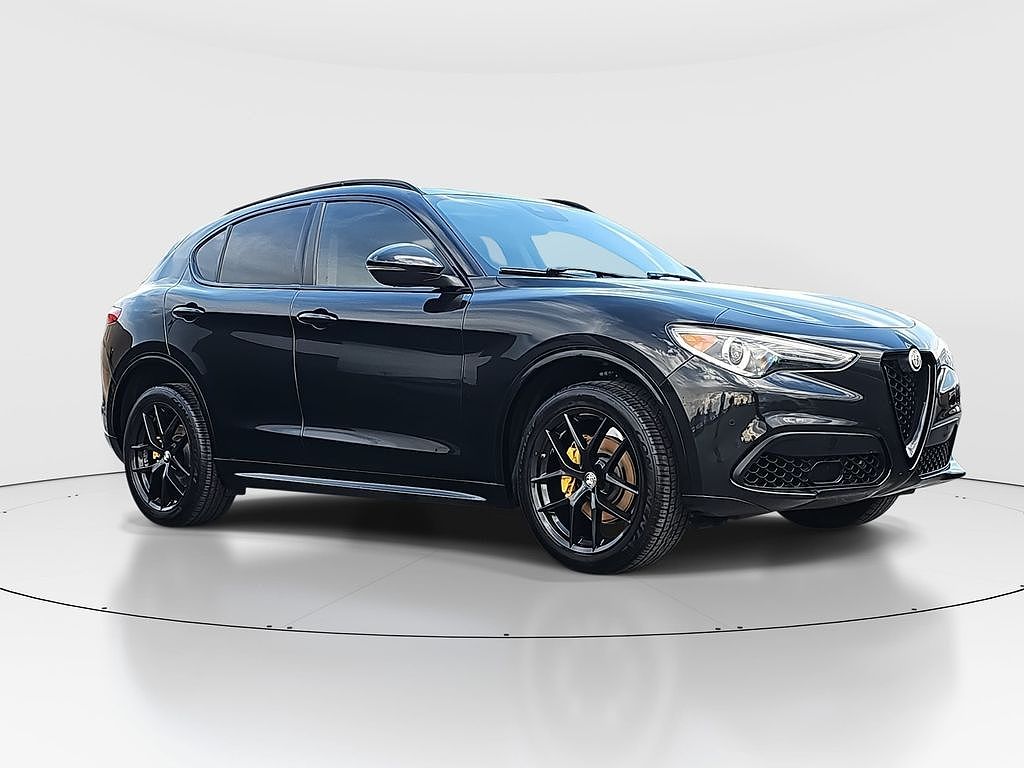 2021 Alfa Romeo Stelvio Ti Sport