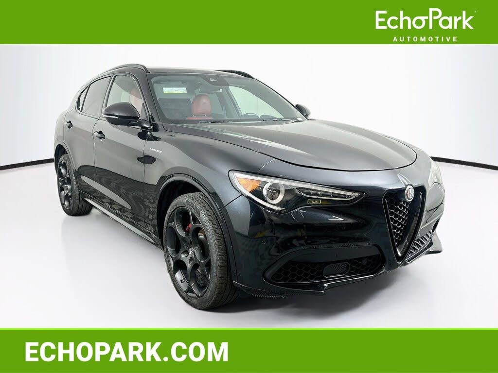 2022 Alfa Romeo Stelvio Veloce