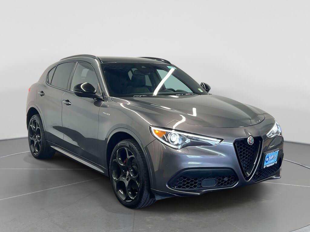 2023 Alfa Romeo Stelvio Veloce