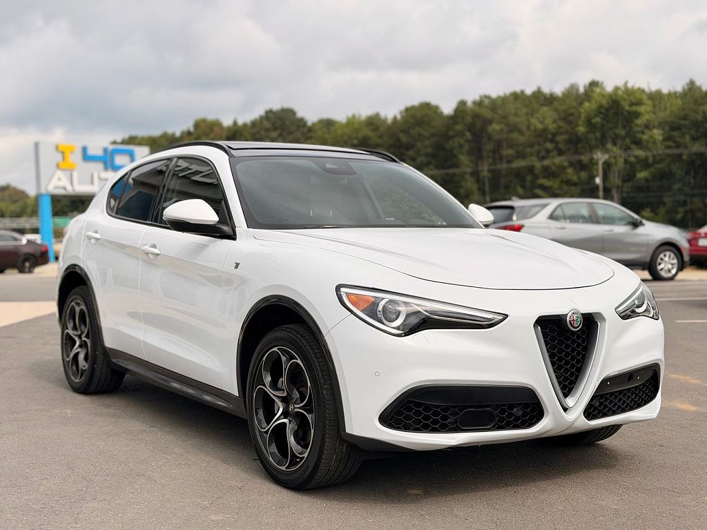 2023 Alfa Romeo Stelvio Ti