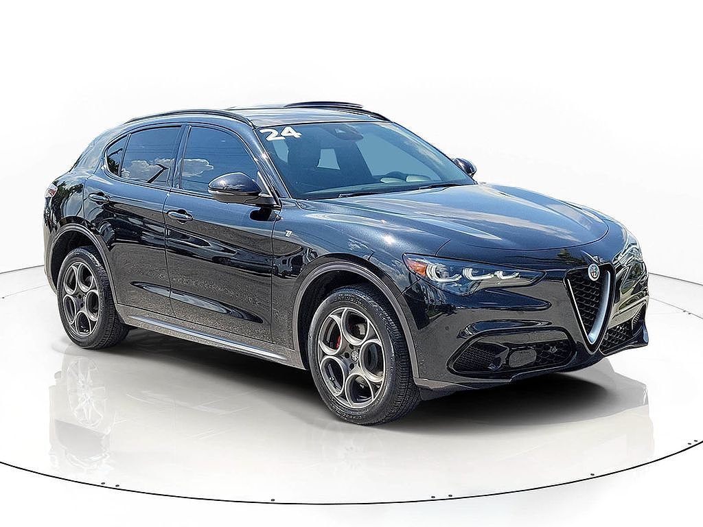 2024 Alfa Romeo Stelvio Ti
