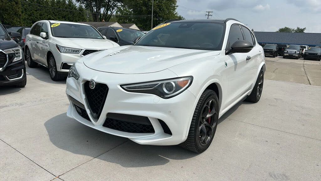 2021 Alfa Romeo Stelvio Quadrifoglio
