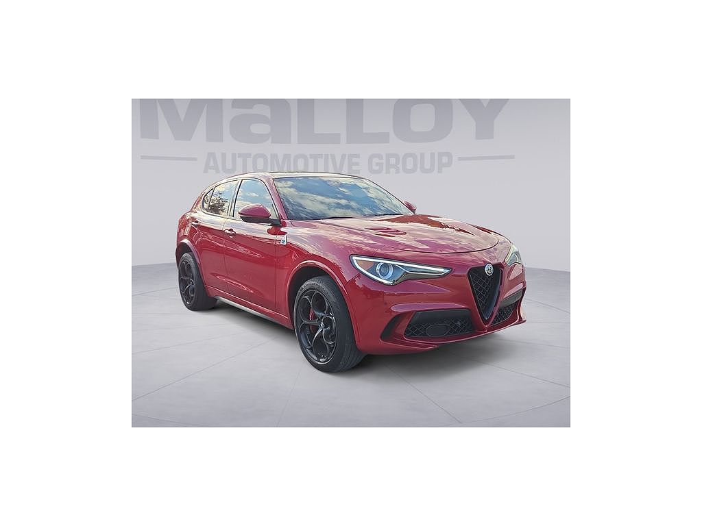 2021 Alfa Romeo Stelvio Quadrifoglio
