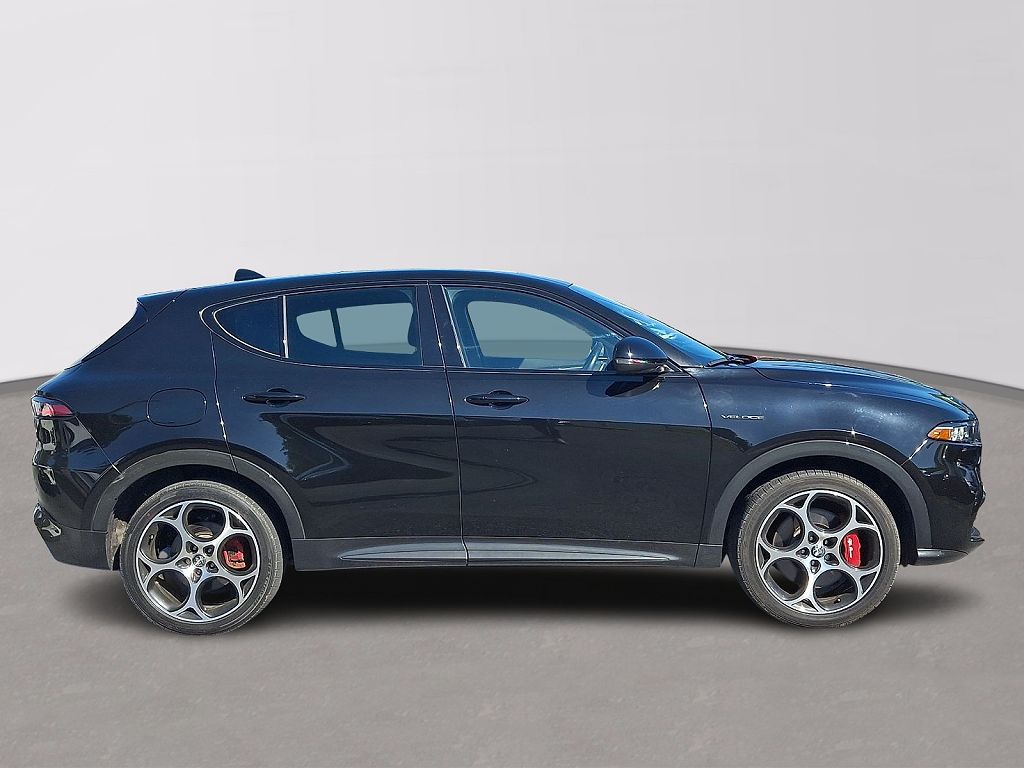 2024 Alfa Romeo Tonale Veloce