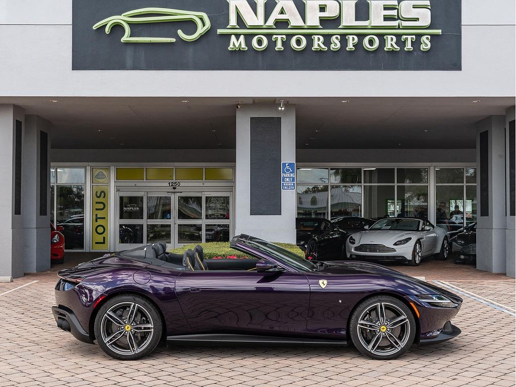 2025 Ferrari Roma Spider