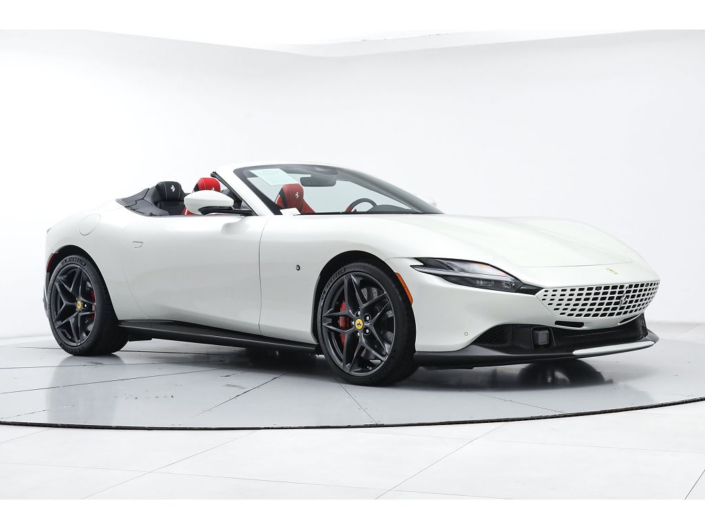 2025 Ferrari Roma Spider