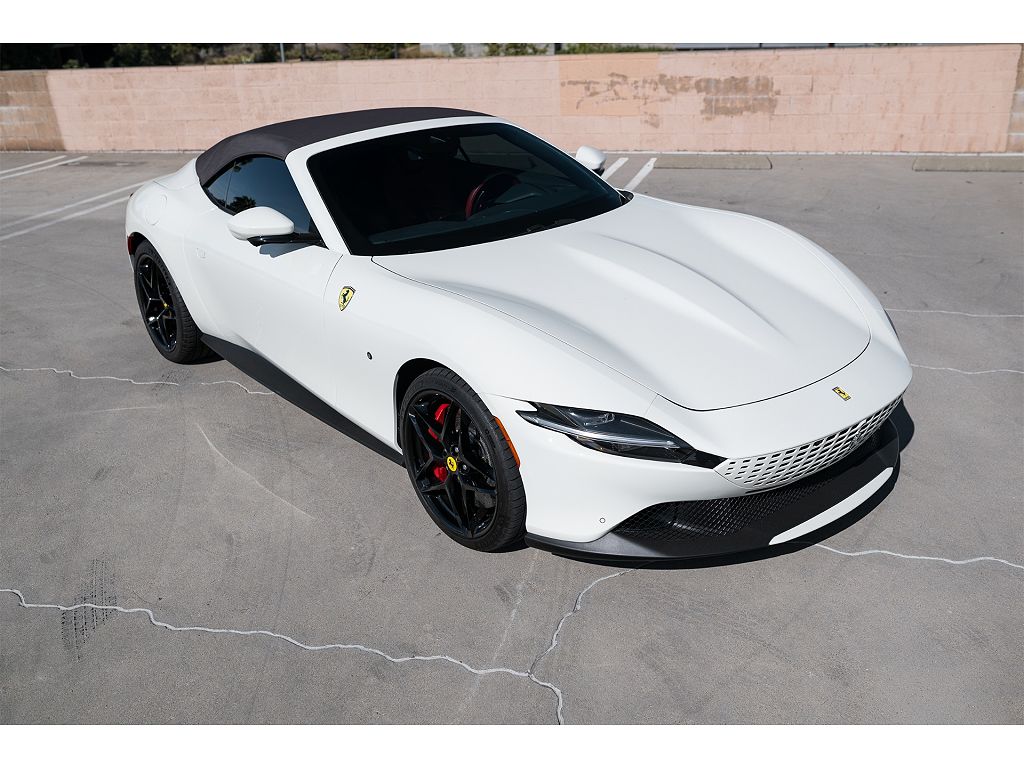 2025 Ferrari Roma Spider