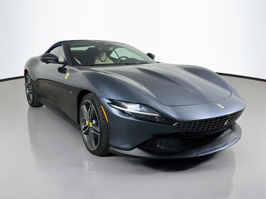 2025 Ferrari Roma Spider