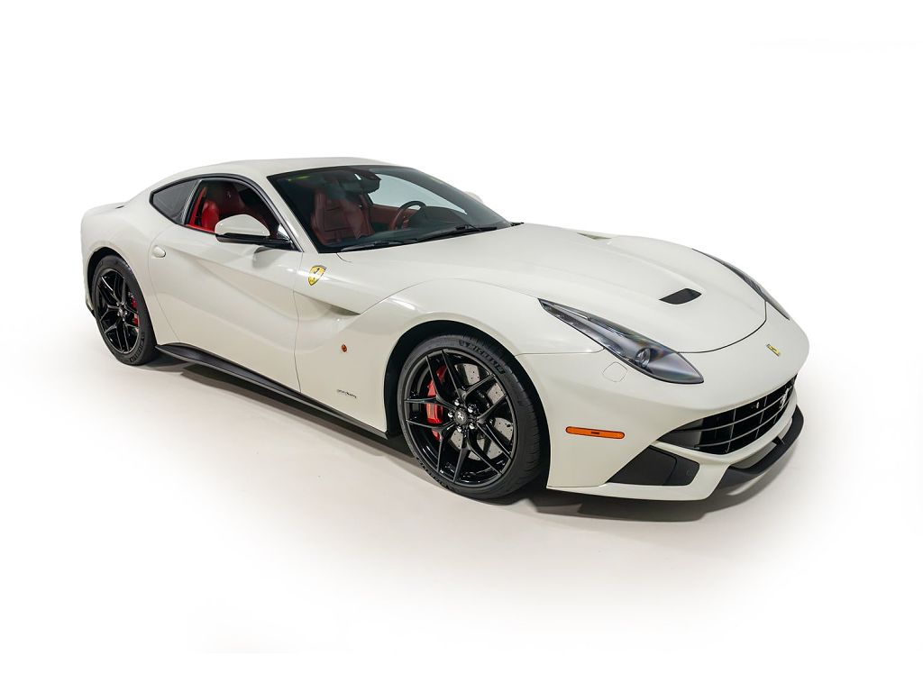 2016 Ferrari F12