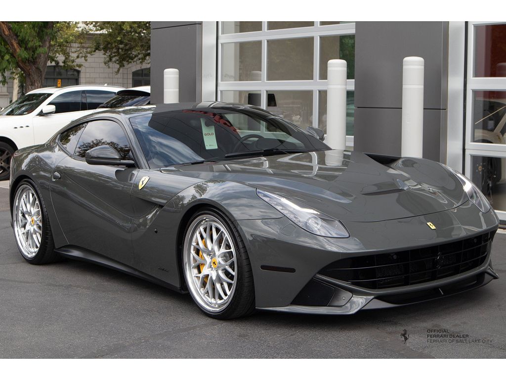 2014 Ferrari F12