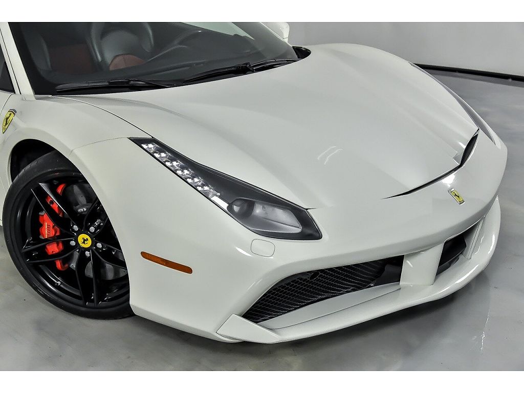 2019 Ferrari 488 GTB