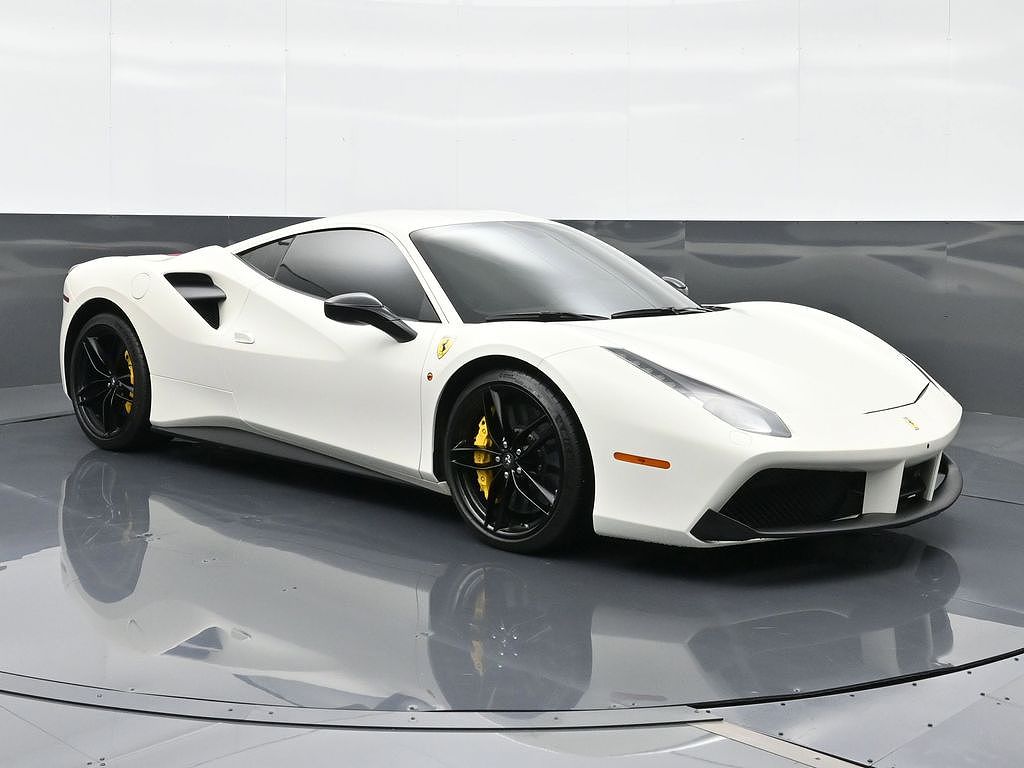 2016 Ferrari 488