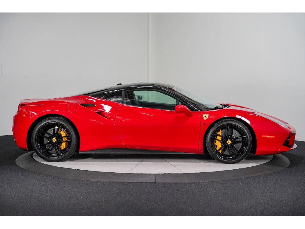 2016 Ferrari 488 GTB