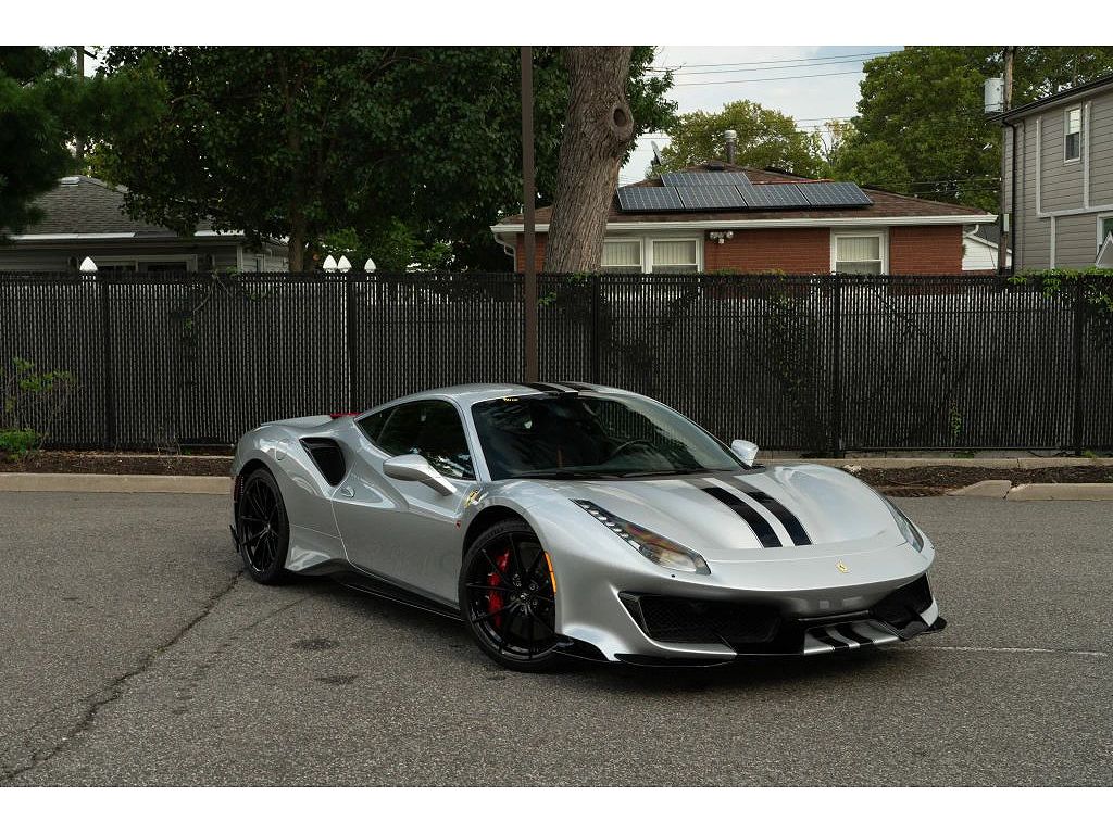 2019 Ferrari 488 Pista