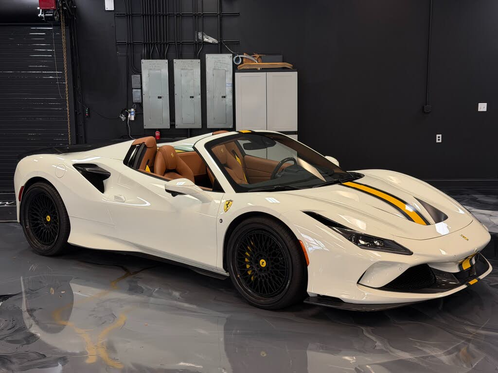 2022 Ferrari F8 Spider Unspecified