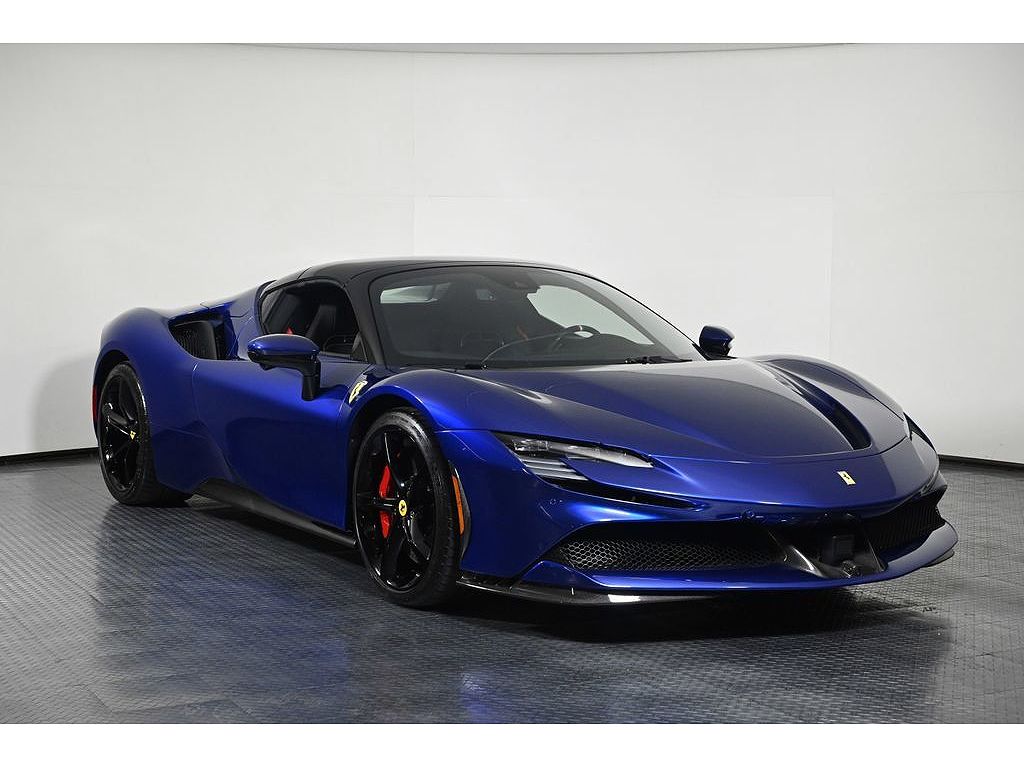 2025 Ferrari SF90 Spider Spider