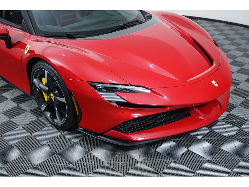 2024 Ferrari SF90 Spider