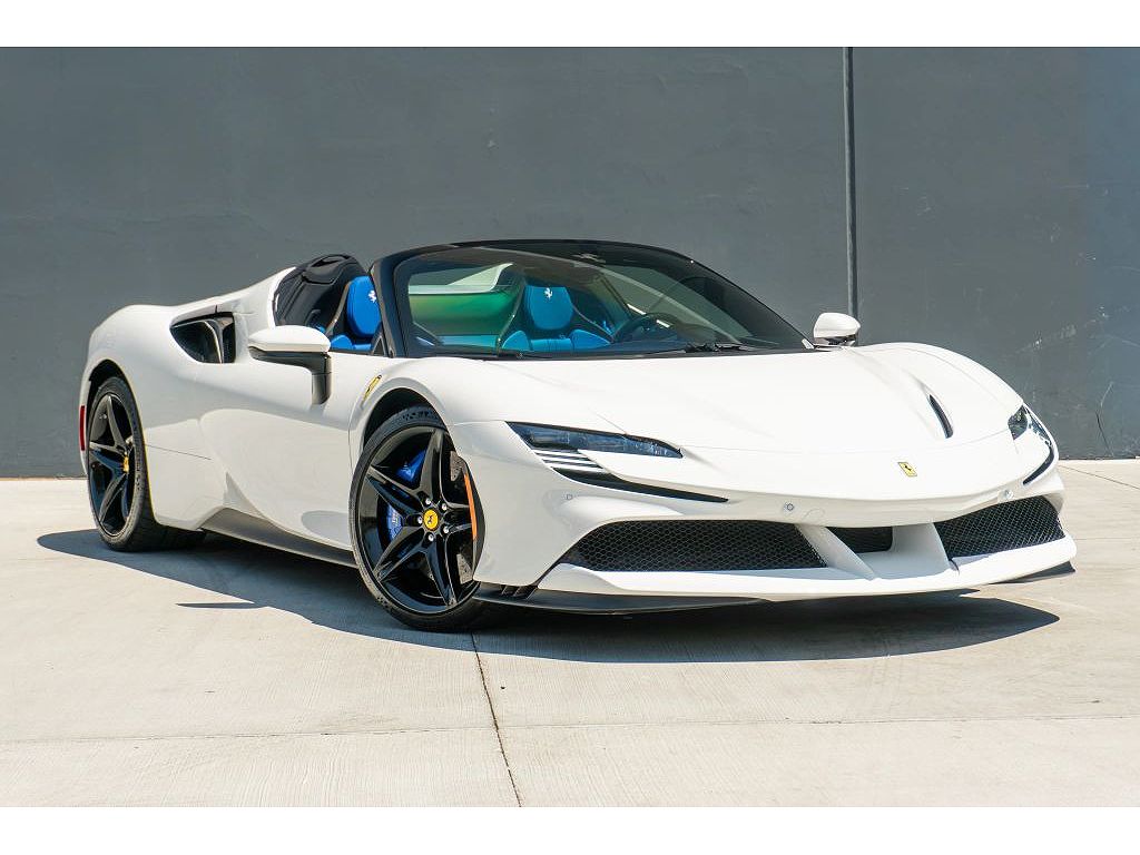 2025 Ferrari SF90 Spider