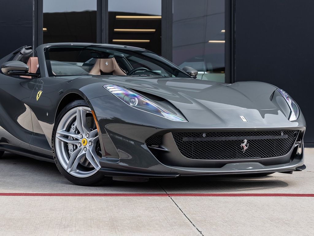 2021 Ferrari 812 GTS