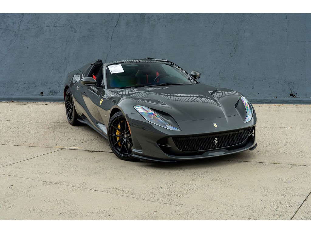 2021 Ferrari 812 GTS