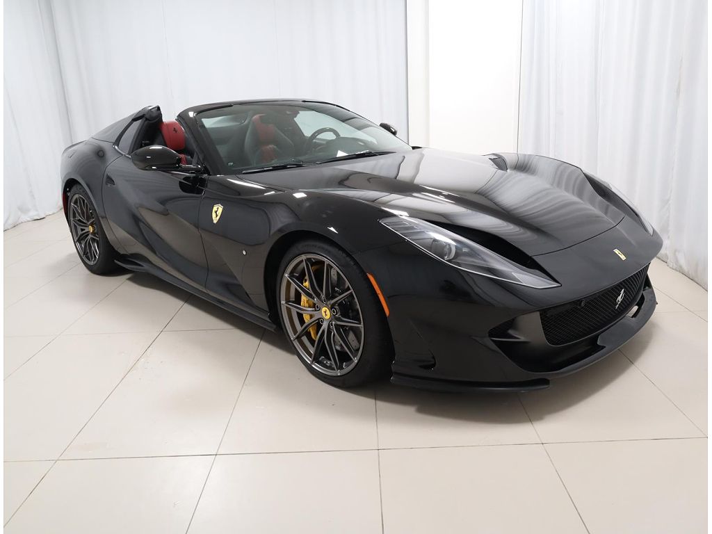 2021 Ferrari 812 GTS