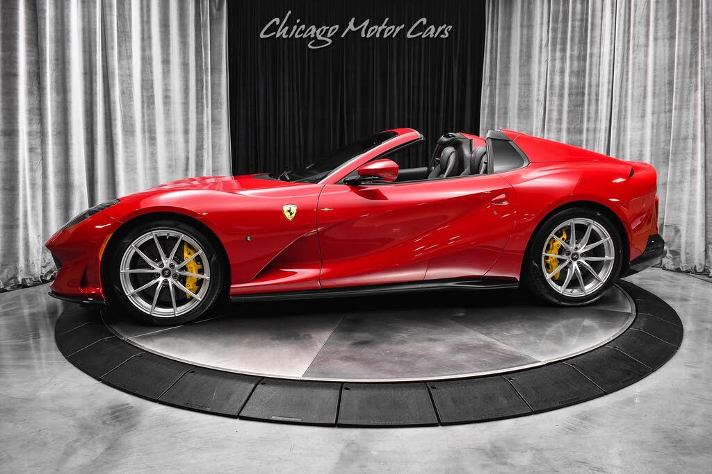 2022 Ferrari 812 GTS