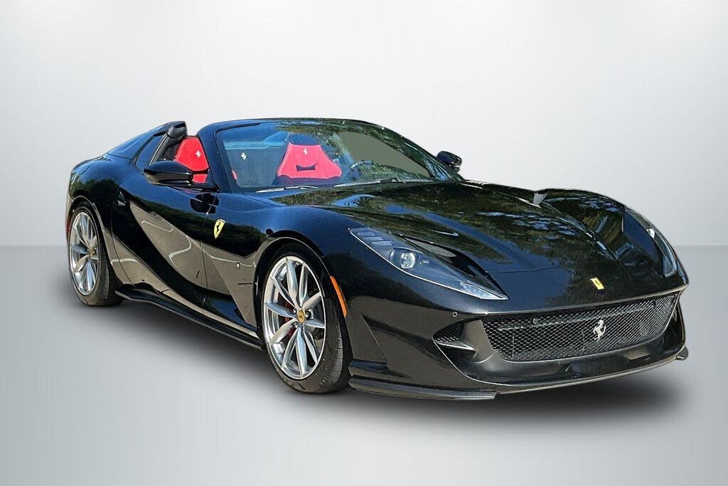 2023 Ferrari 812 GTS